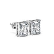EMERALD STUDS
